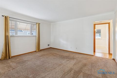 Tiny photo for 1848 Brierheath Avenue, Toledo, OH 43614 (MLS # 6136797)
