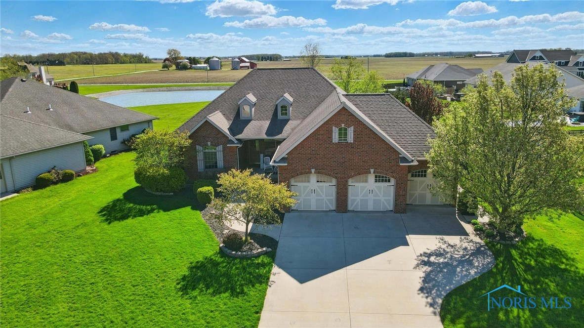 8395 Ash Ridge Lane, Findlay, Ohio image 1