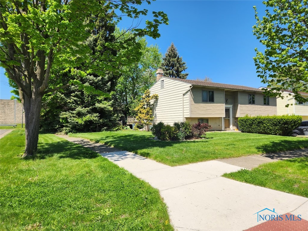 4405 Oldenburg Drive, Toledo, Ohio image 1