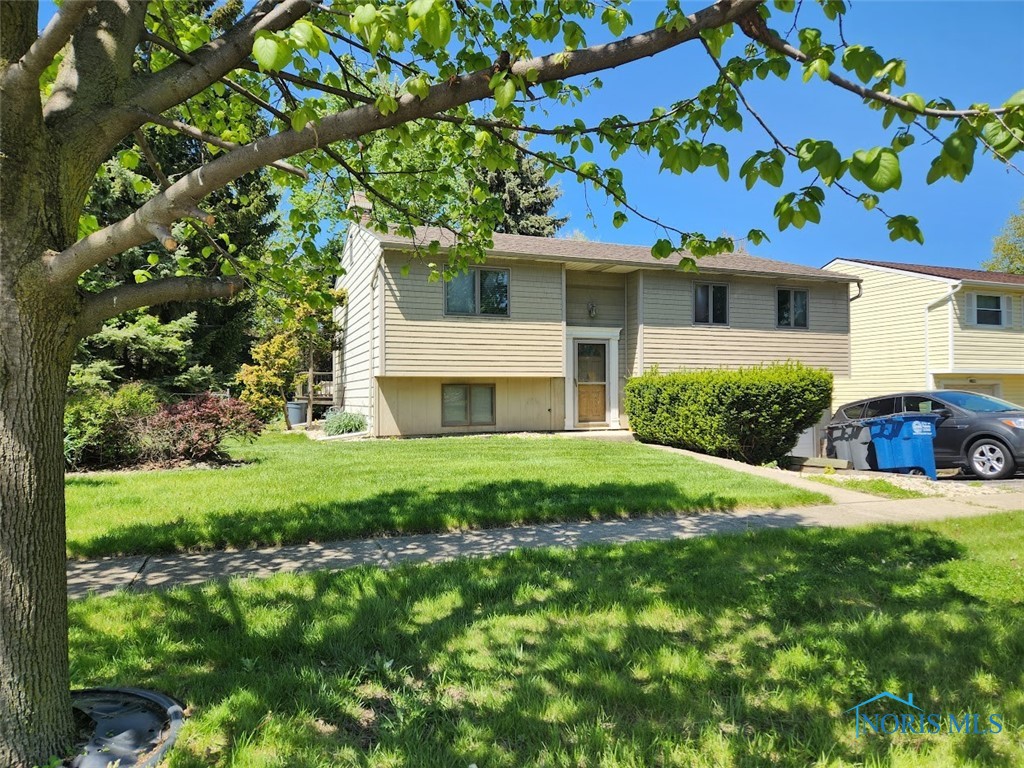 4405 Oldenburg Drive, Toledo, Ohio image 2