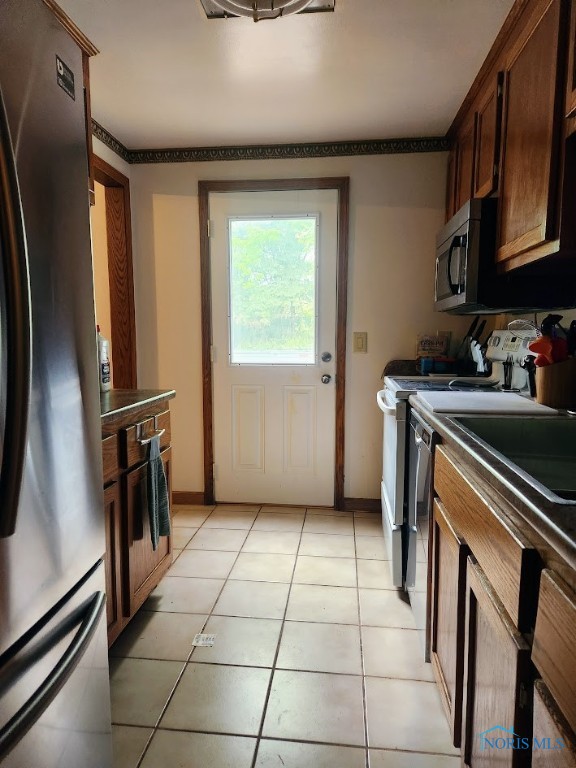 4405 Oldenburg Drive, Toledo, Ohio image 8