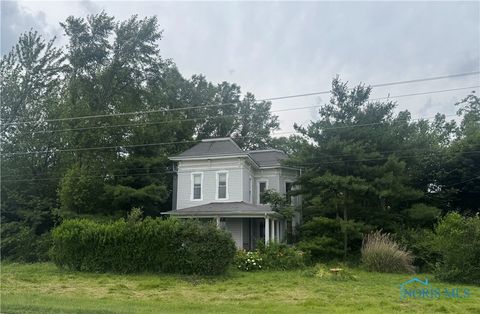 Homes For Sale - 21356 State Route 12<br/> Fostoria, OH 44830