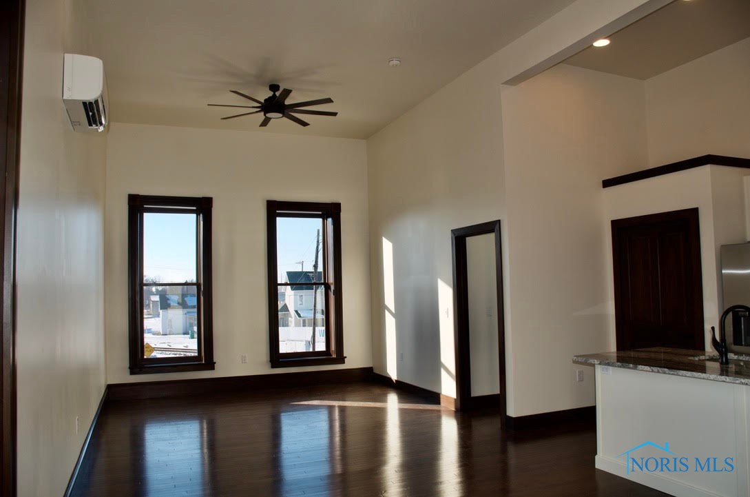 Findlay, Ohio 45840, United States, 2 Bedrooms Bedrooms, ,1 BathroomBathrooms,Residential,Active,19143