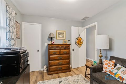 Tiny photo for 1018 Cherry Lane, Findlay, OH 45840 (MLS # 6135943)