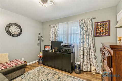 Tiny photo for 1018 Cherry Lane, Findlay, OH 45840 (MLS # 6135943)