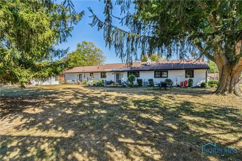 Tiny photo for 1018 Cherry Lane, Findlay, OH 45840 (MLS # 6135943)
