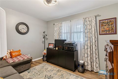 Tiny photo for 1018 Cherry Lane, Findlay, OH 45840 (MLS # 6135943)