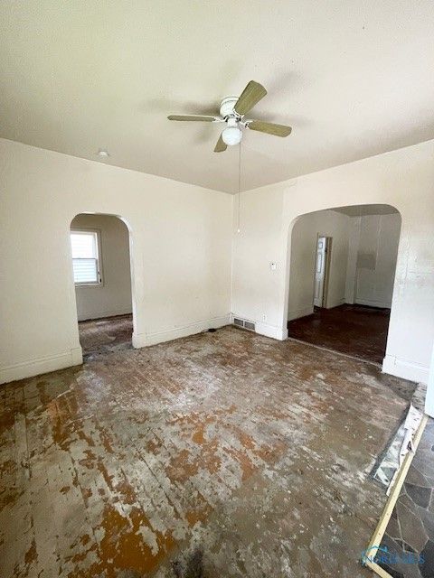 Tiny photo for 356 Sumner Street, Toledo, OH 43609 (MLS # 6136231)