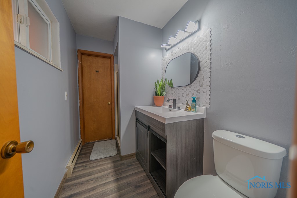 433 Burnham Drive, Fostoria, Ohio image 10