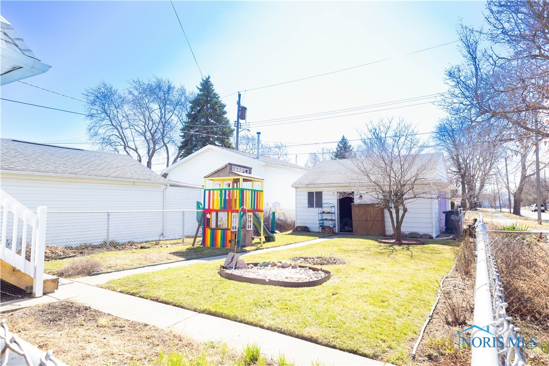 2002 Hurd Street, Toledo, Ohio image 21