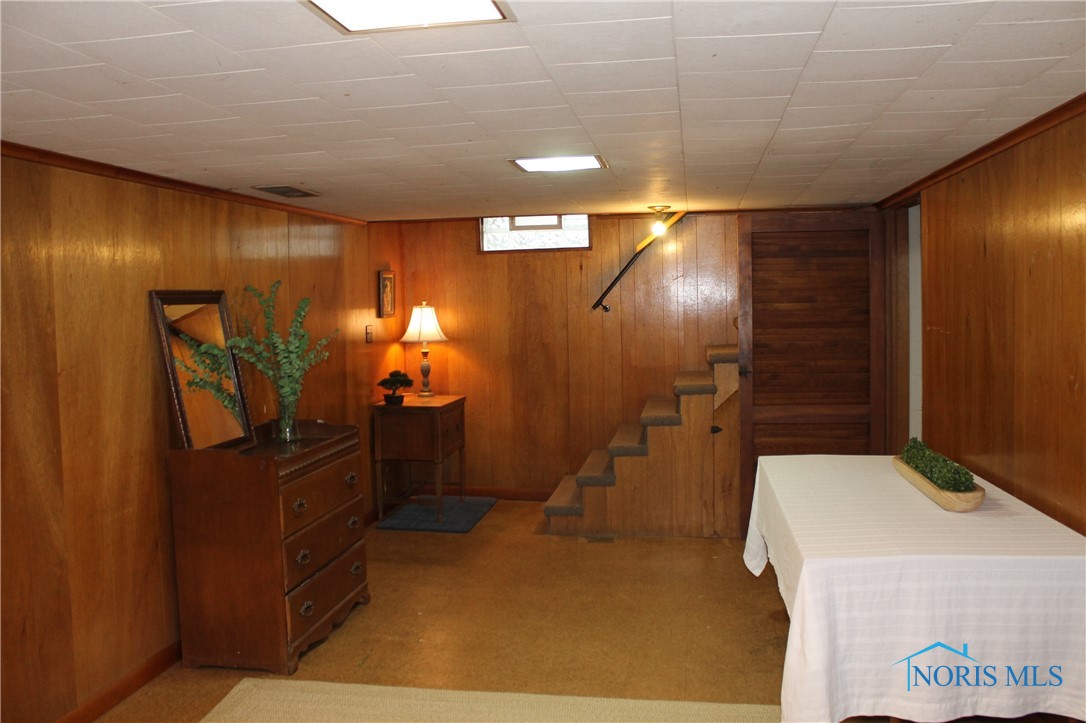 1364 Glenview Road, Toledo, Ohio image 24