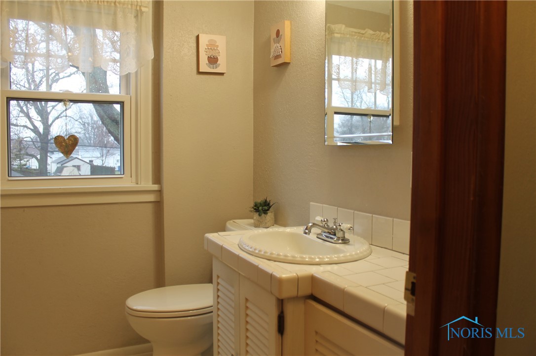 1364 Glenview Road, Toledo, Ohio image 20