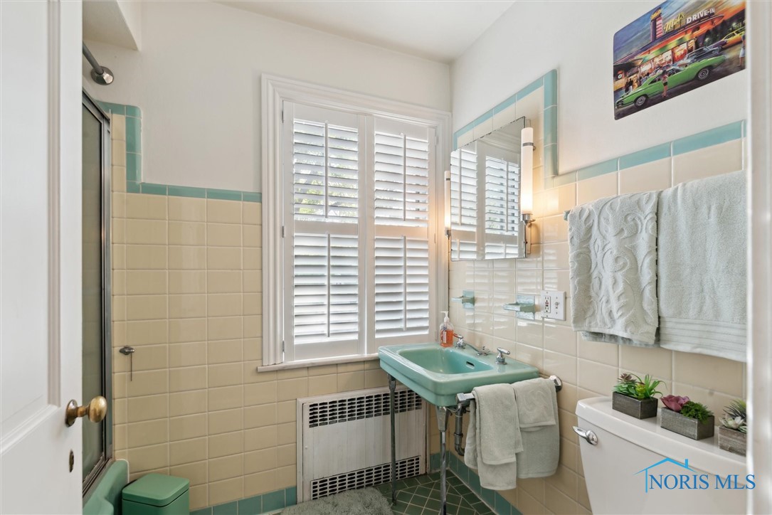 3766 Edgevale Road, Toledo, Ohio image 30