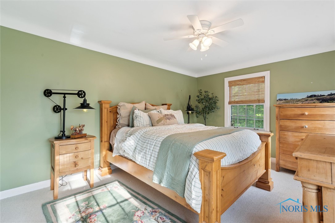 3766 Edgevale Road, Toledo, Ohio image 28
