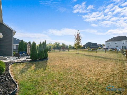 Tiny photo for 2837 Woods Edge Rd Rd, Perrysburg, OH 43551 (MLS # 6136338)