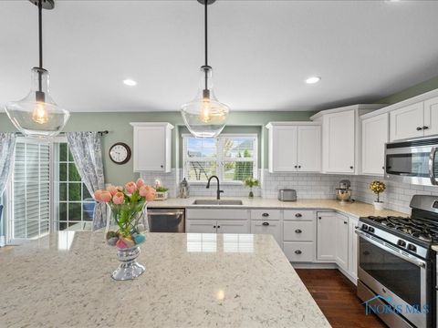 Tiny photo for 2837 Woods Edge Rd Rd, Perrysburg, OH 43551 (MLS # 6136338)