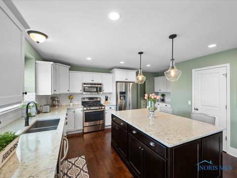 Tiny photo for 2837 Woods Edge Rd Rd, Perrysburg, OH 43551 (MLS # 6136338)