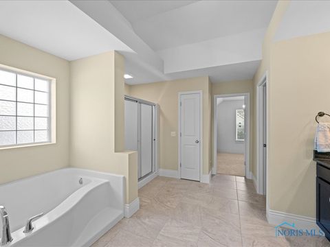 Tiny photo for 2837 Woods Edge Rd Rd, Perrysburg, OH 43551 (MLS # 6136338)