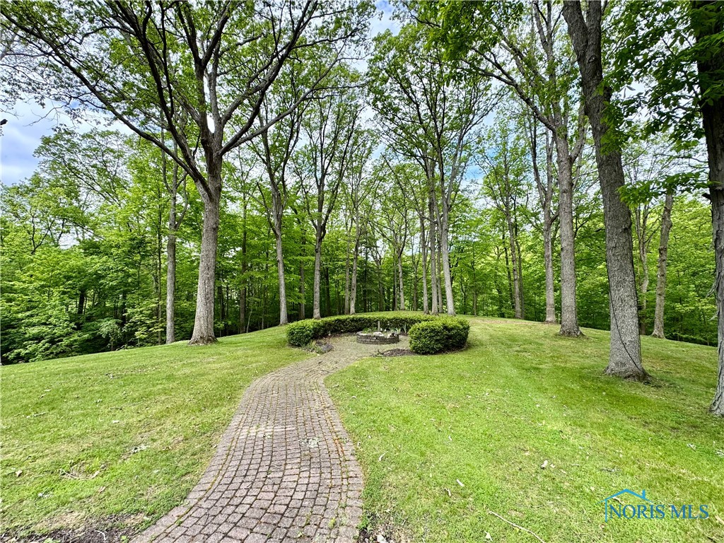 228 Riverdale Drive, Defiance, Ohio image 5