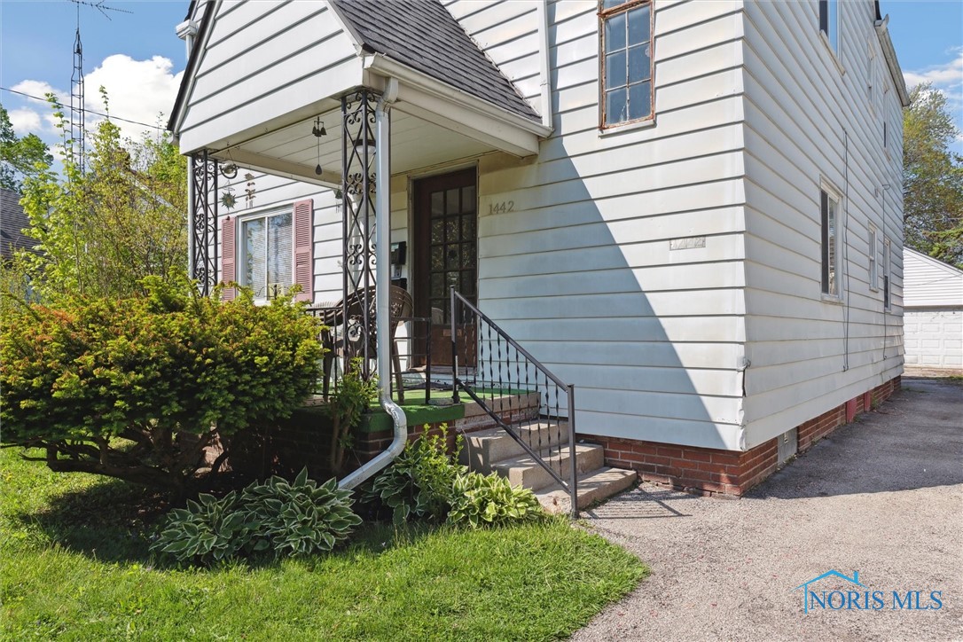 1442 Schuyler Road