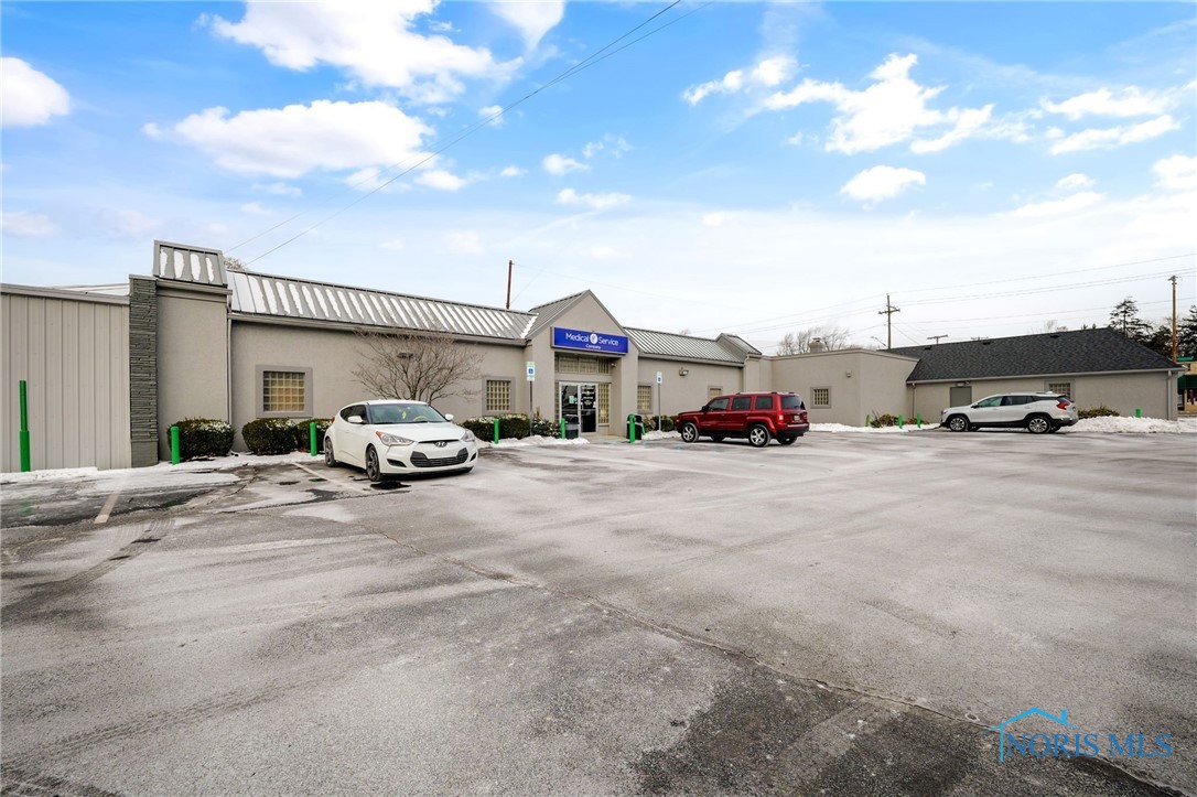 2645 & 2655 W Central Avenue