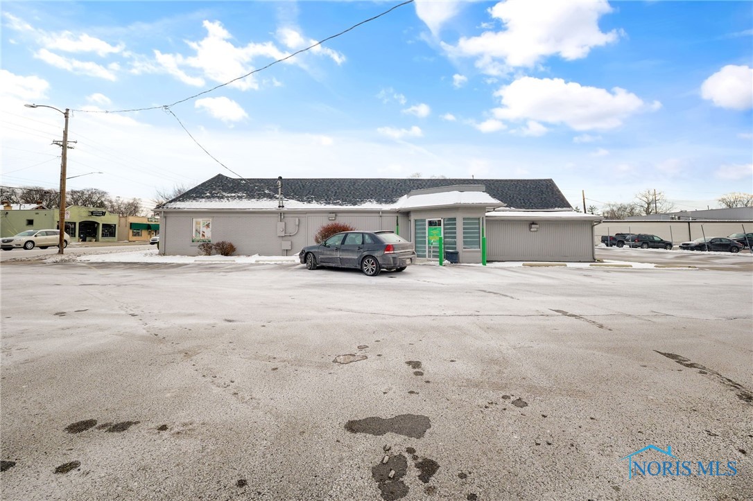 2645 & 2655 W Central Avenue
