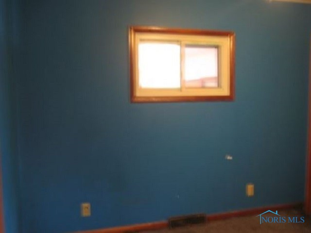 7485 W Carlton Avenue, Port Clinton, Ohio image 7