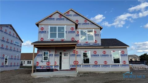 Photo of 727 W Ironwood Drive, Rossford, OH 43460 (MLS # 6136447)