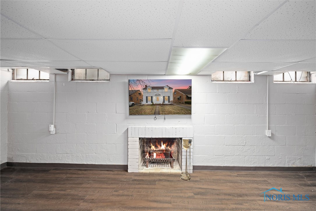 2719 Eastmoreland Drive, Oregon, Ohio image 28