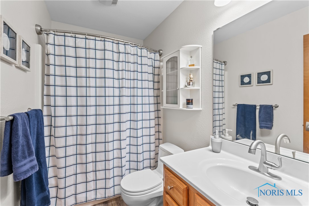 6933 Running Brook Way, Holland, Ohio image 18