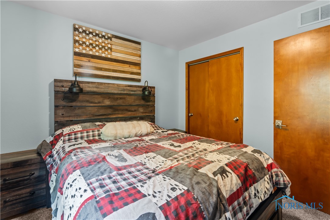 6933 Running Brook Way, Holland, Ohio image 23