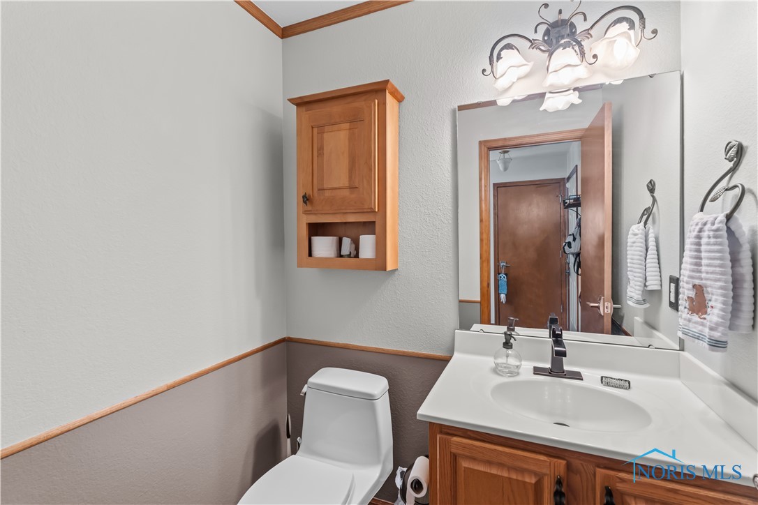 6933 Running Brook Way, Holland, Ohio image 17