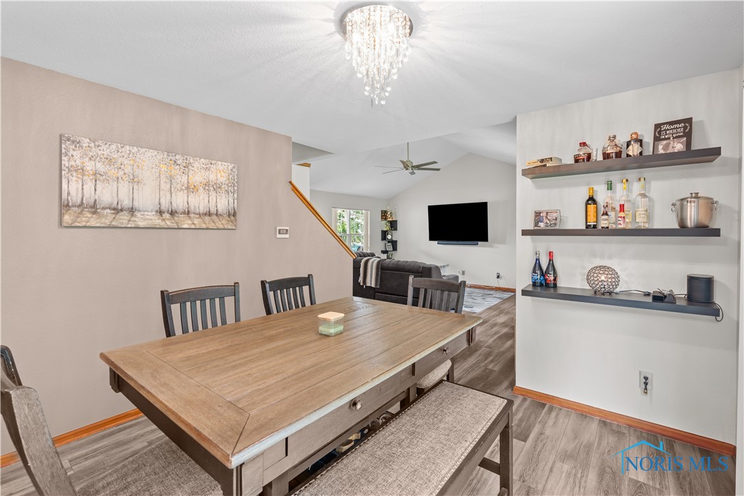 6933 Running Brook Way, Holland, Ohio image 12