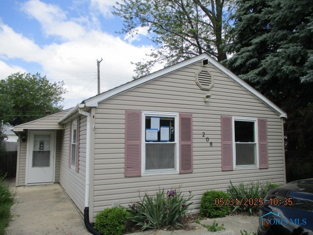 208 Gardner Avenue, Northwood, Ohio image 1