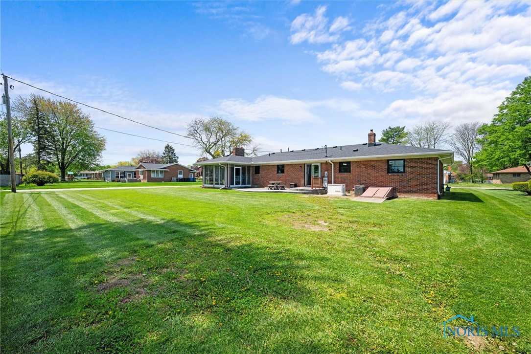 300 Parkview Drive, Walbridge, Ohio image 36