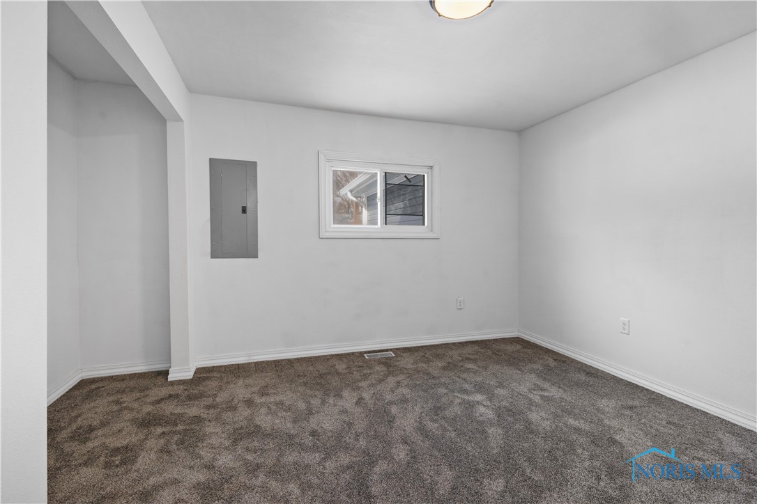 7139 Springfield Drive, Holland, Ohio image 23