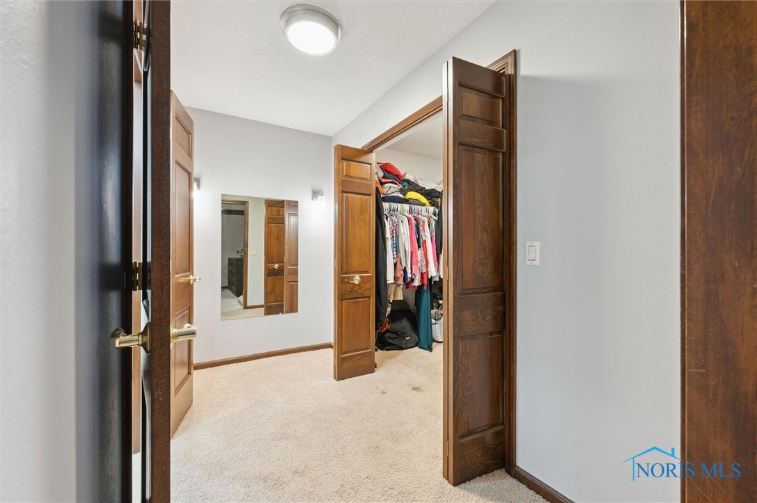7106 Country Creek Road, Maumee, Ohio image 24