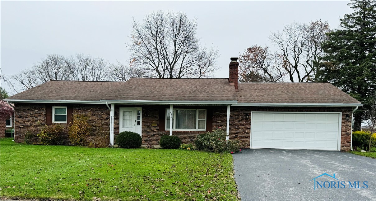 425 Rilla Road, Findlay, Ohio image 1