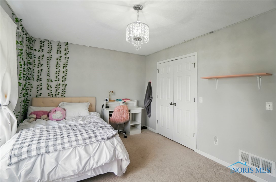 16601 W Poe Road, Bowling Green, Ohio image 32