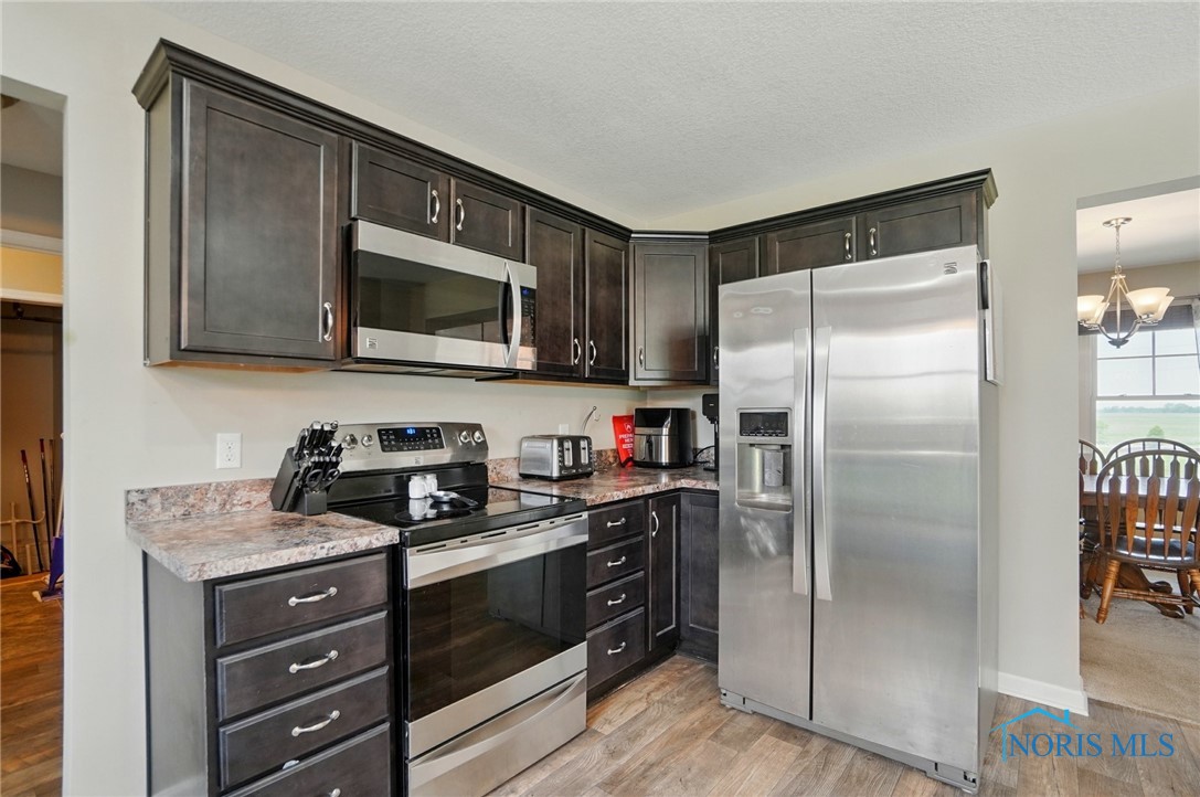 16601 W Poe Road, Bowling Green, Ohio image 13