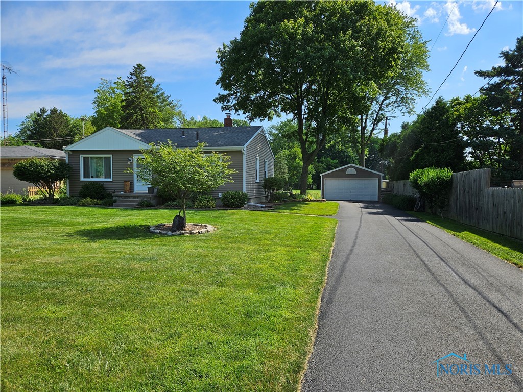 View Toledo, OH 43614 house