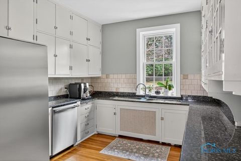 Tiny photo for 4215 River Road, Toledo, OH 43614 (MLS # 6136145)