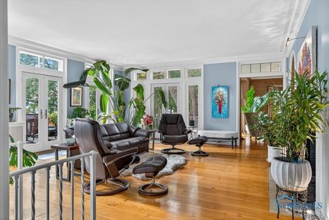 Tiny photo for 4215 River Road, Toledo, OH 43614 (MLS # 6136145)