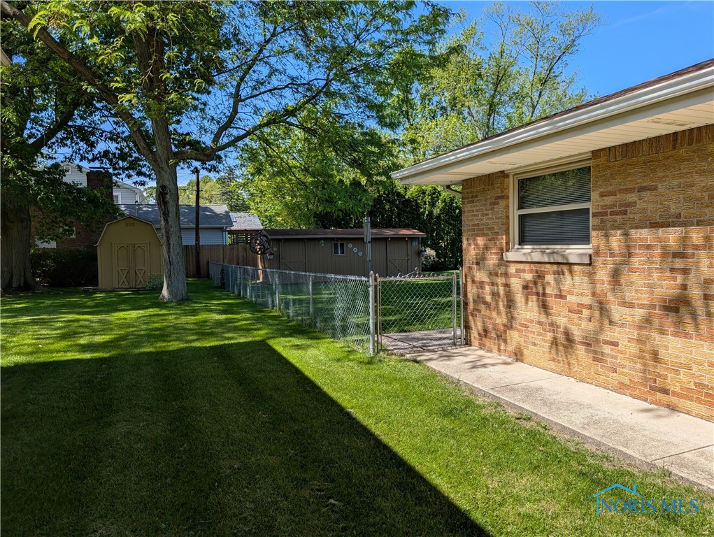 243 W South Boundary Street, Perrysburg, Ohio image 4