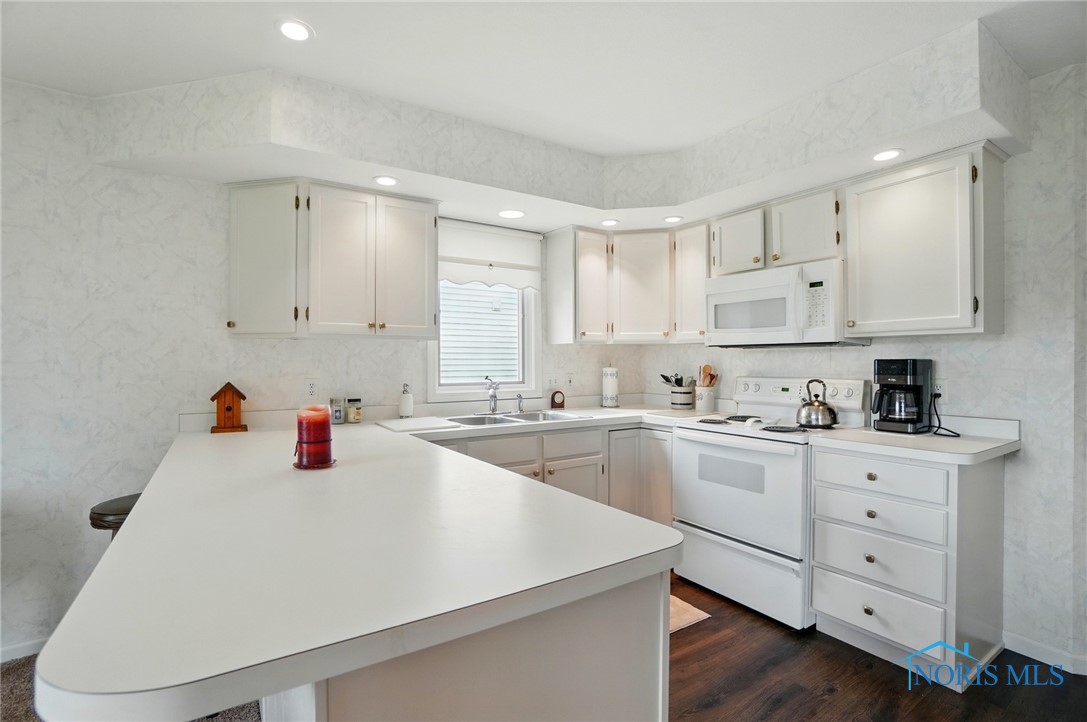 5733 Brook Cliffe Road, Toledo, Ohio image 28