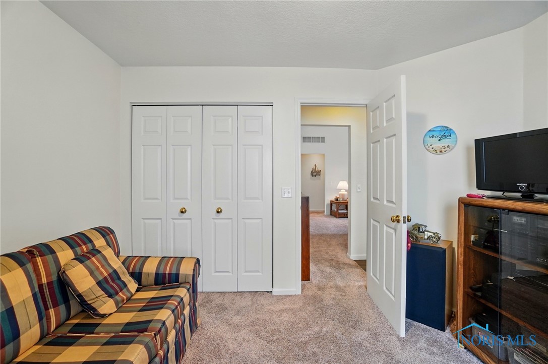 5733 Brook Cliffe Road, Toledo, Ohio image 10