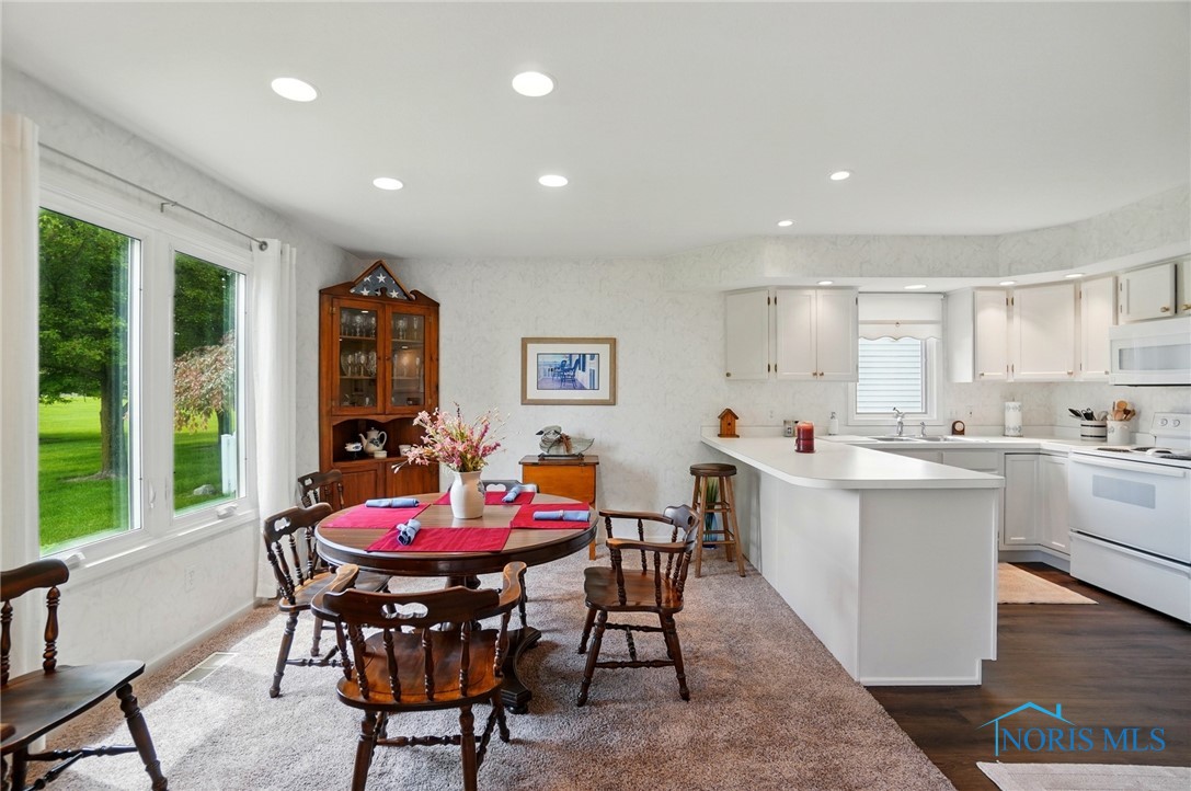 5733 Brook Cliffe Road, Toledo, Ohio image 32