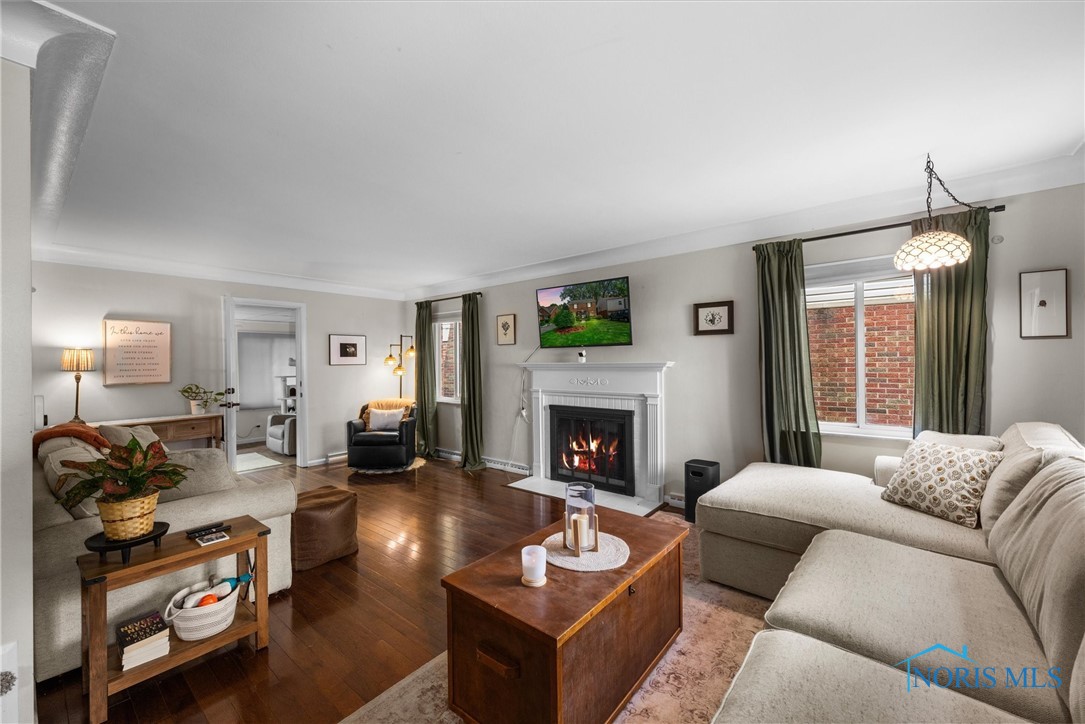 4142 Drummond Road