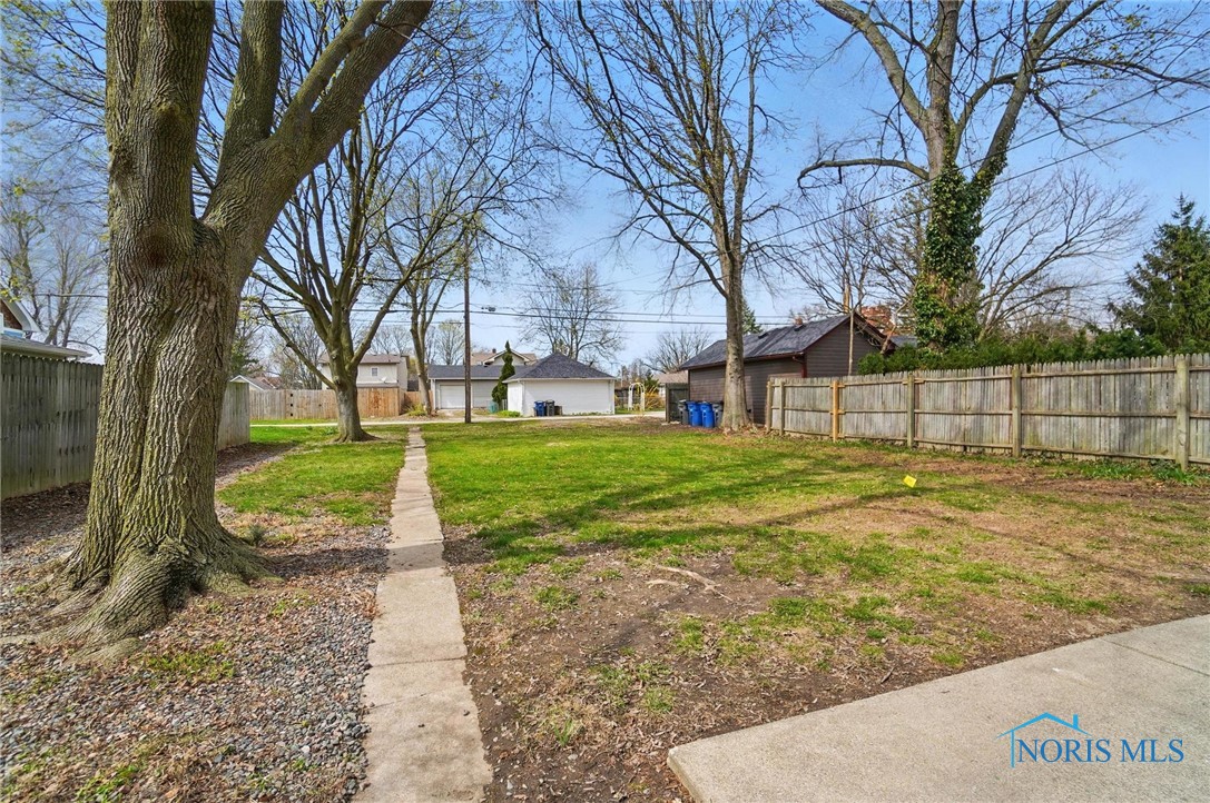 237 E 5th Street, Perrysburg, Ohio image 49