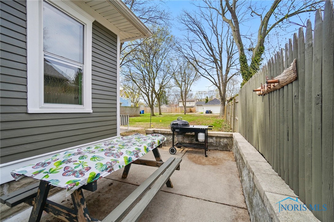 237 E 5th Street, Perrysburg, Ohio image 46